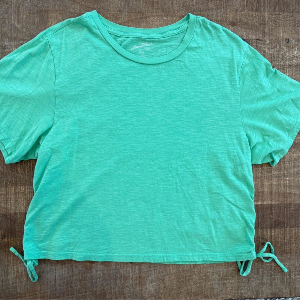 Universal Thread Mint Green Short Sleeve Tee